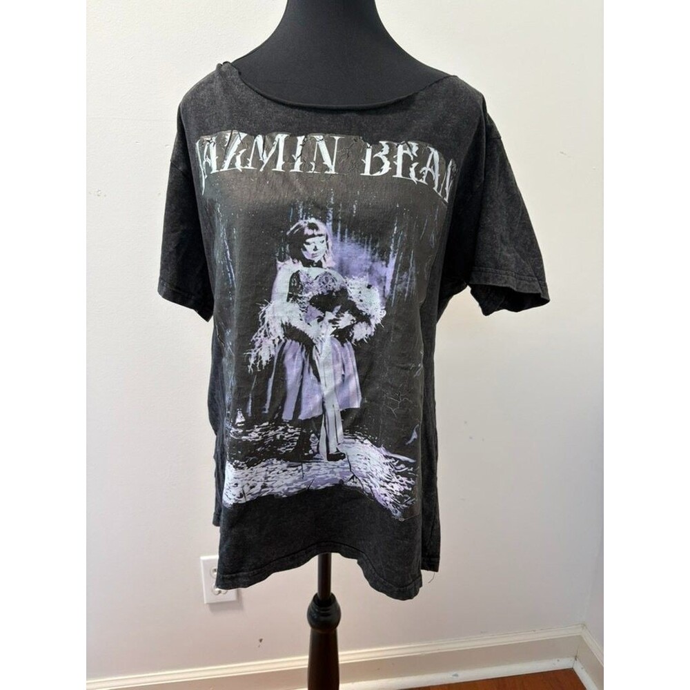 Jazmin Bean Worldwide Torture Womens L Black T-Shirt Raw Cut Neckline